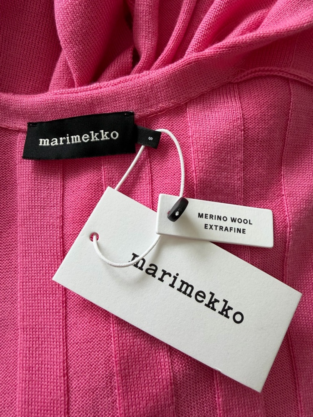 Marimekko Vellova Solid Merino Wool Cardigan Pink Size Small NWT - Picture 7 of 9